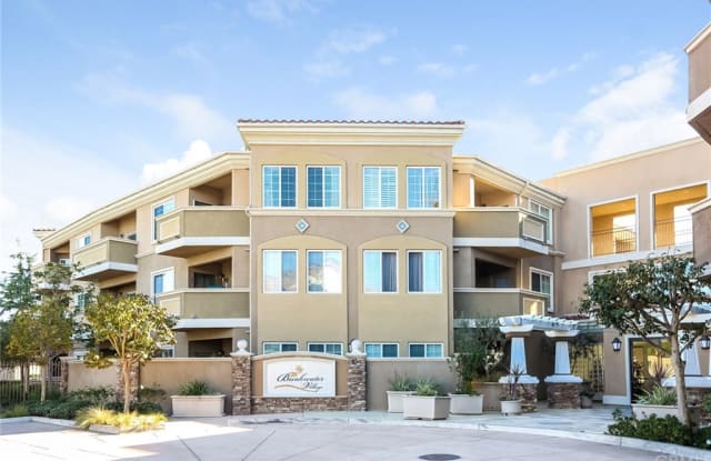 2750 Artesia Boulevard Redondo Beach Ca Apartments For Rent