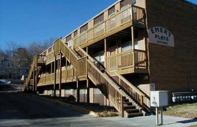 1419 Ohio Street Lawrence Ks Apartments For Rent