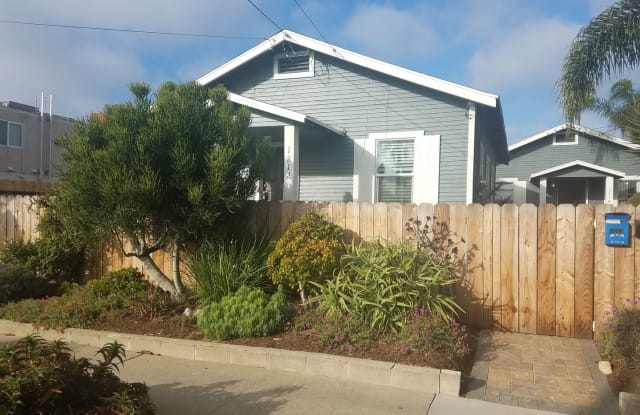 1212 Mitchell St Oceanside Ca Apartments For Rent