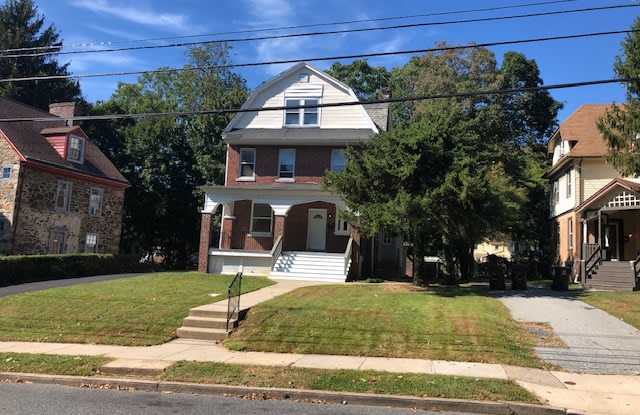 20 Owen Avenue 3rd Floor Lansdowne Pa Apartments For Rent