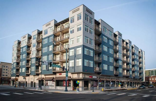 Elan Redmond Town Center Redmond Wa Apartments For Rent
