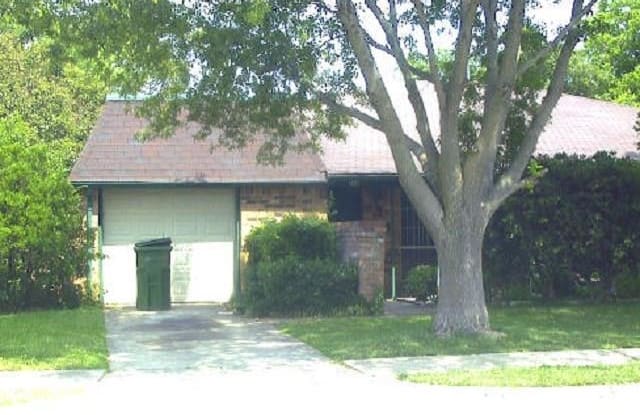 316 Cliff Drive Garland Tx Apartments For Rent