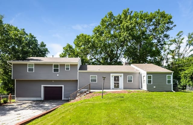 10107 East 96th Street Kansas City Mo Apartments For Rent