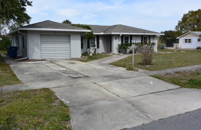 1308 Ivydale Road Spring Hill Fl Apartments For Rent