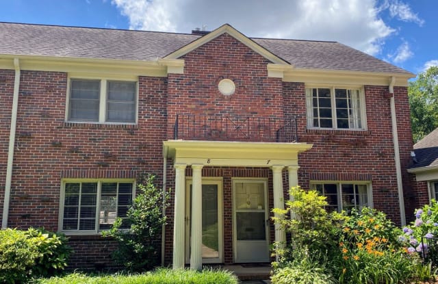 600 University Ridge Unit 8 Greenville Sc Apartments For Rent