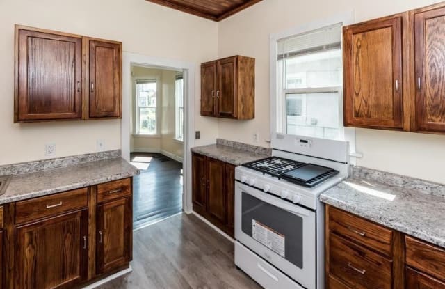 2715 Penn Ave N Minneapolis Mn Apartments For Rent