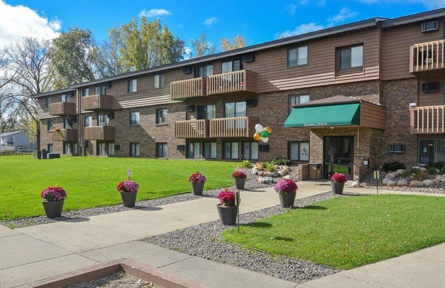 Uppertown Apartments St Cloud Mn Apartments For Rent