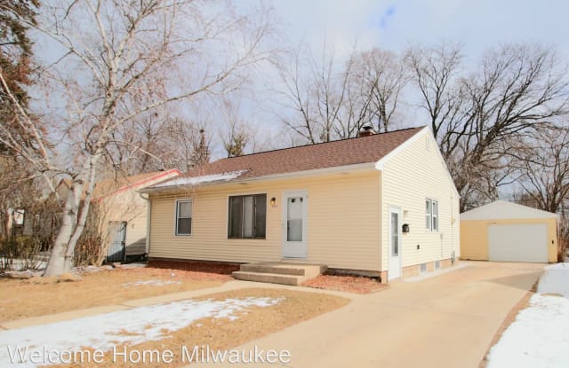 4864 N 63rd Street Milwaukee Wi Apartments For Rent