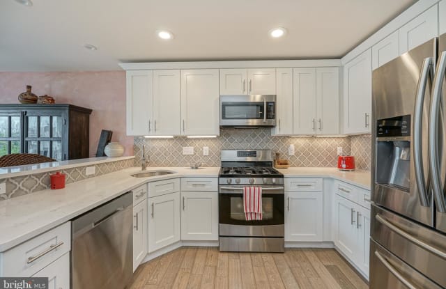 6 Regency Court Cherry Hill Mall Nj Apartments For Rent