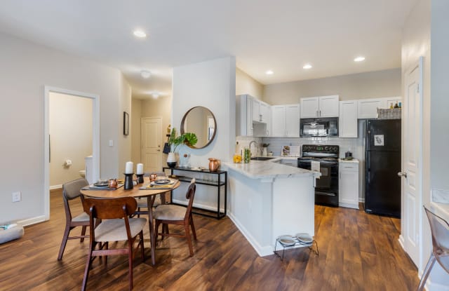 Galleria Village Charlotte Nc Apartments For Rent