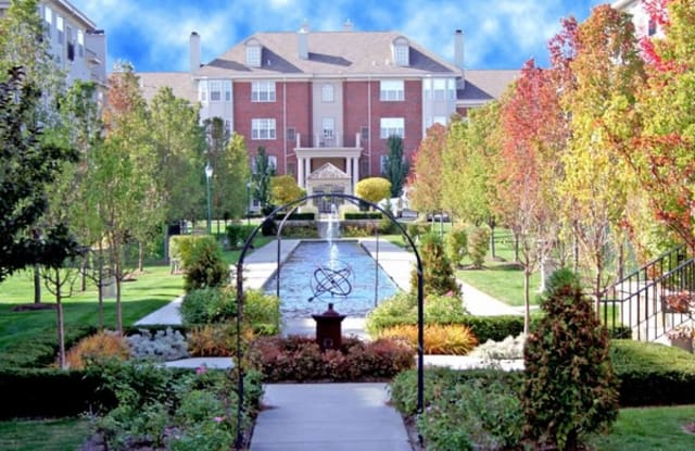 Regent S Club Of Troy Troy Mi Apartments For Rent