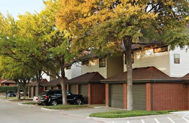 Apartments In Carrollton Texas With Attached Garages