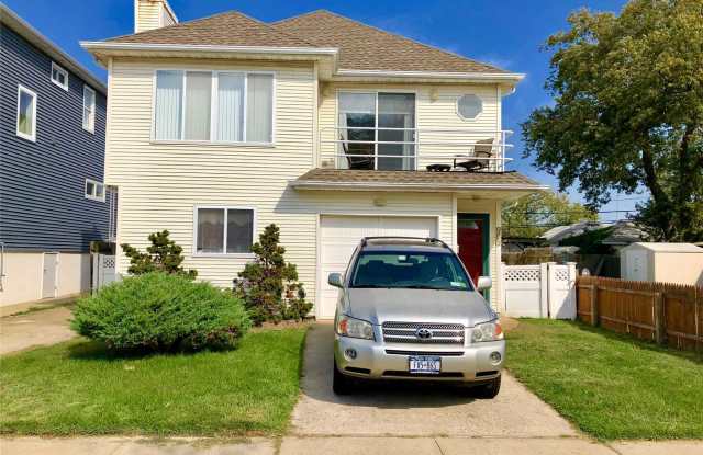 329 E Fulton St Long Beach Ny Apartments For Rent