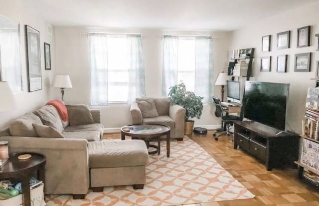 2720 Ordway St Nw Washington Dc Apartments For Rent