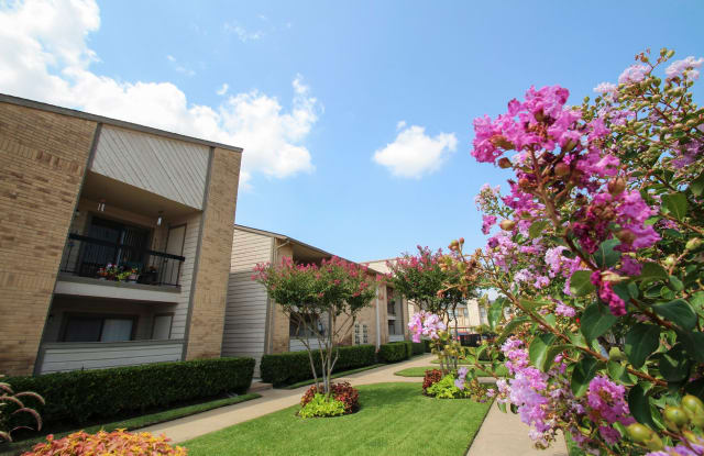 Gateway Place Apartments Garland Tx Apartments For Rent