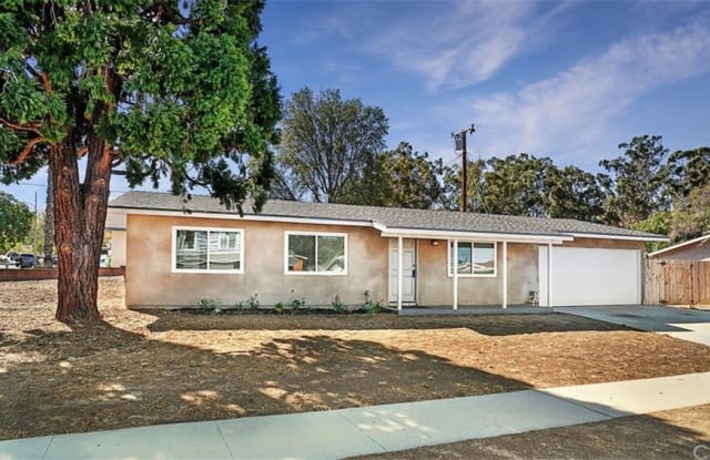 2884 Rosette Street Simi Valley Ca Apartments For Rent