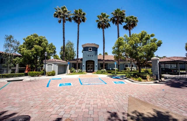Estancia Riverside Ca Apartments For Rent