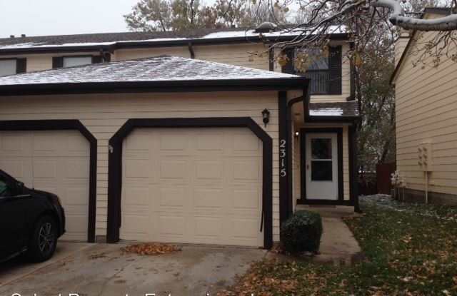 2315 Lexington Village Colorado Springs Co Apartments For Rent
