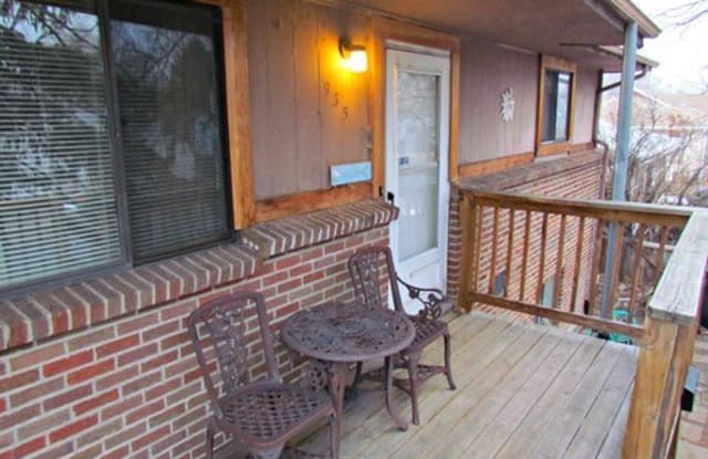 935 Perry St Denver Co Apartments For Rent