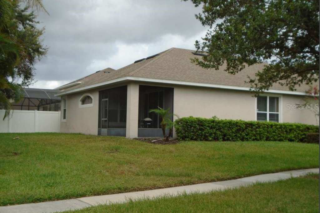 Pet Friendly Apartments For Rent In Goldenrod Fl P 2