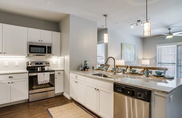 Bell Frisco Market Center Frisco Tx Apartments For Rent