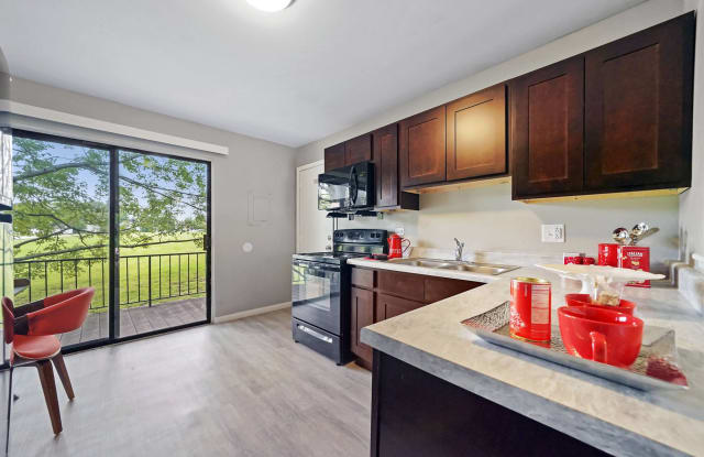 The Flats At Gladstone Glendale Heights Il Apartments For Rent