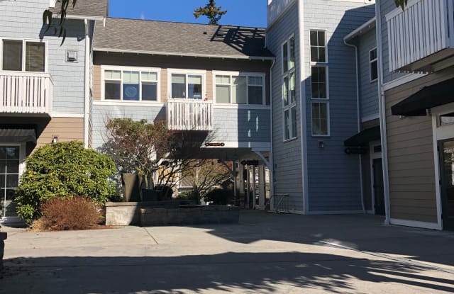 115 Hall Brothers Loop Unit 207 Bainbridge Island Wa Apartments For Rent