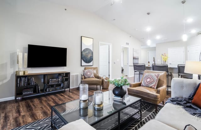 Redwood Superior Township Washtenaw County Mi Apartments For Rent