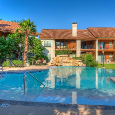 Lakeview Villas Apartments For Rent