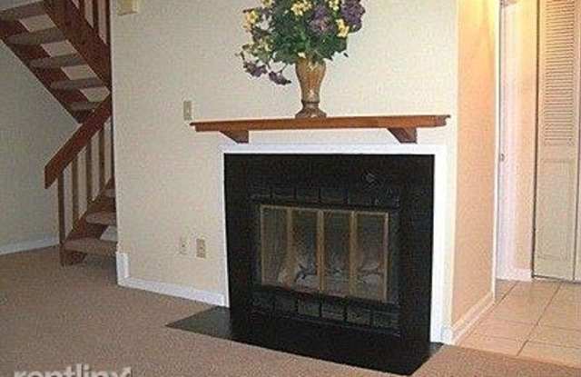 4208 Sterlingworth Drive Raleigh Nc Apartments For Rent