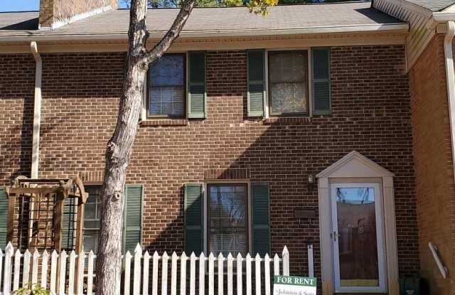 3925 Valley Ct Apt E Winston Salem Nc Apartments For Rent