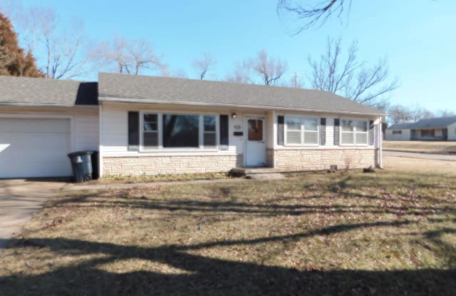 1306 Crescent El Dorado Ks Apartments For Rent