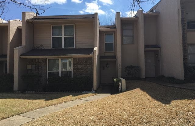 305 Valley Park Drive Garland Tx Apartments For Rent