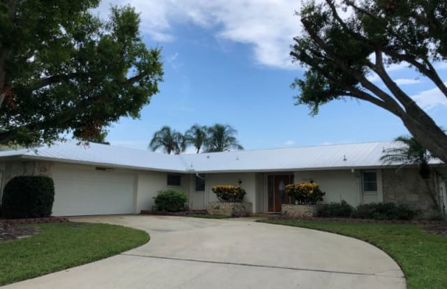 2801 Se Pine Valley St Port St Lucie Fl Apartments For