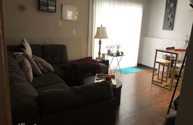 803 W 25th St Lawrence Ks Lawrence Ks Apartments For Rent