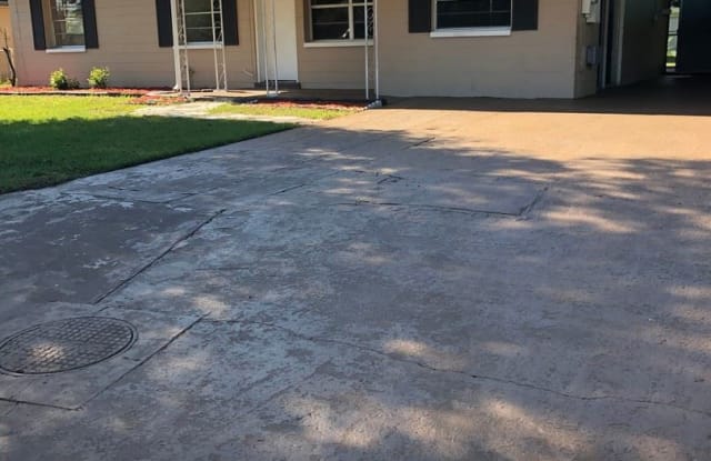 8303 Croton Ave Progress Village Fl Apartments For Rent