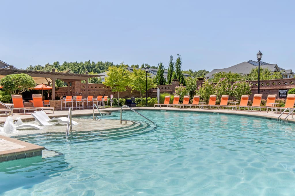 Crest On Providence Charlotte Nc Apartments For Rent