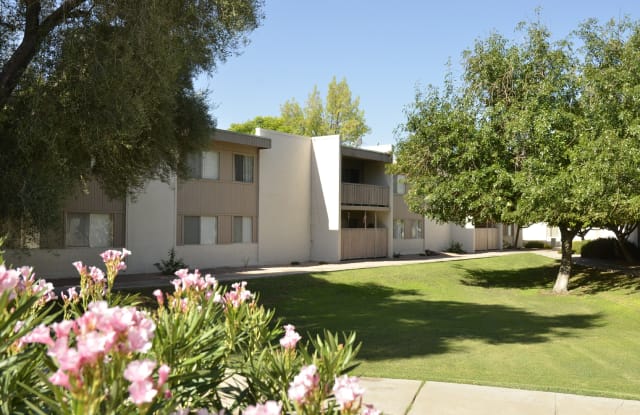 Emerald Apartments Mesa Az Apartments For Rent