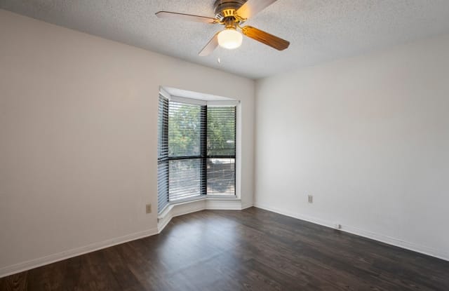 Nueces Oaks Austin Tx Apartments For Rent