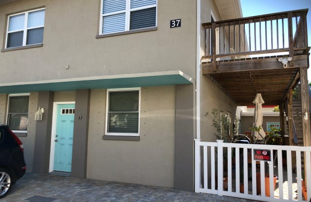 37 144th Ave Apt 4 Madeira Beach Fl Apartments For Rent