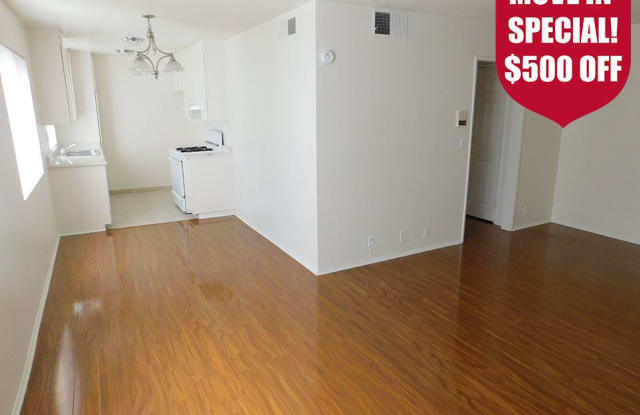 The Oaks Apartments Los Angeles Ca Apartments For Rent
