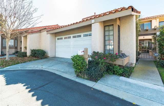 3 Klamath Irvine Ca Apartments For Rent