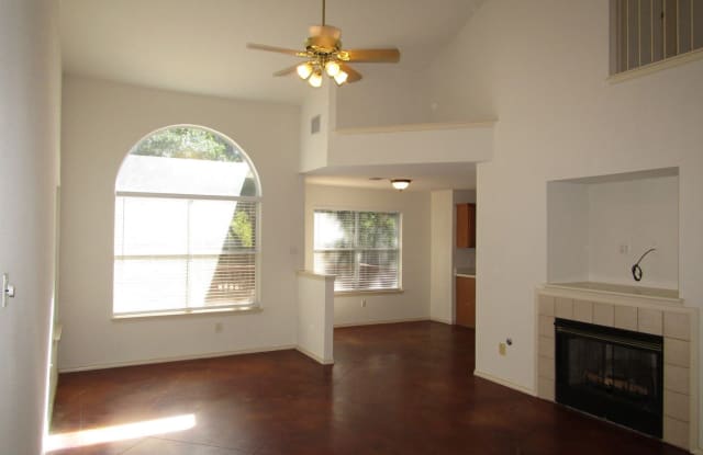 2909 Lagerway Cv Austin Tx Apartments For Rent