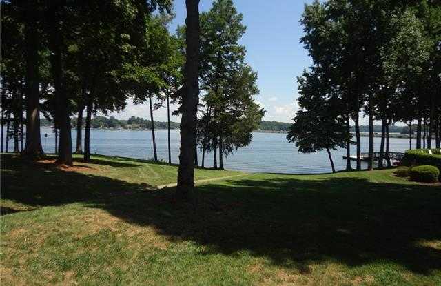 301 Northwest Drive Davidson Nc Apartments For Rent