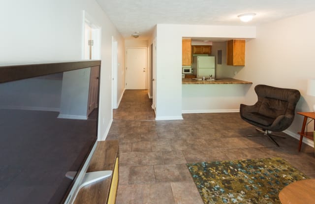 319 E Hillsdale 11 Lansing Mi Apartments For Rent