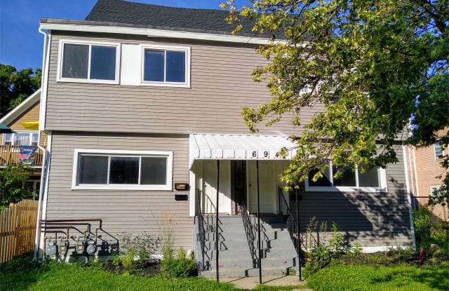694 West Avenue 2 Buffalo Ny Apartments For Rent