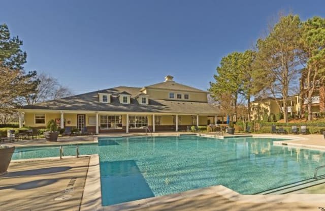 Redcliffe At Kenton Place Cornelius Nc Apartments For Rent