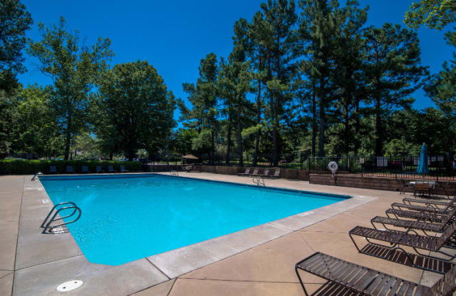 Stonesthrow Apartment Homes Greensboro Nc Apartments For Rent
