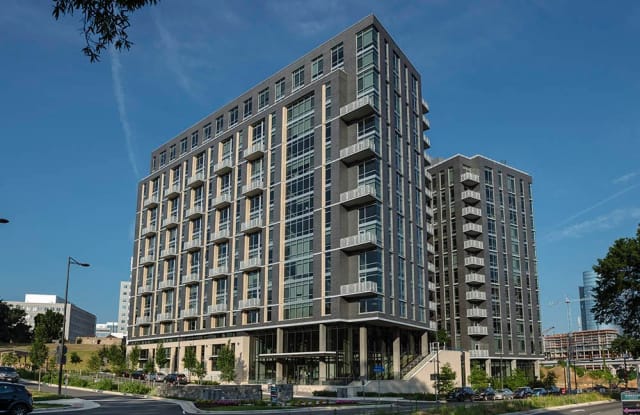 Kingston At Mclean Crossing Tysons Corner Va Apartments For Rent