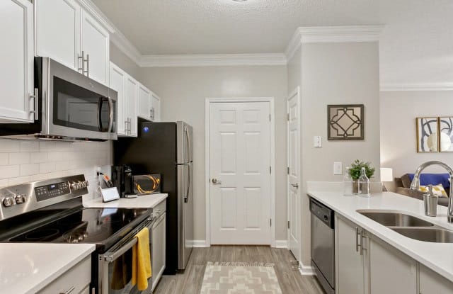 Highland Lake Decatur Ga Apartments For Rent